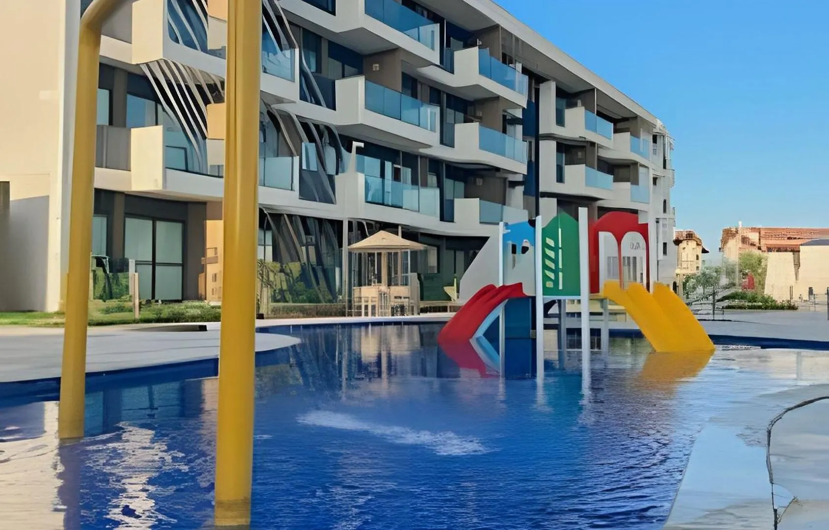 Luxuoso E Aconchegante Flat Em Porto De Galinhas - Makia Beach