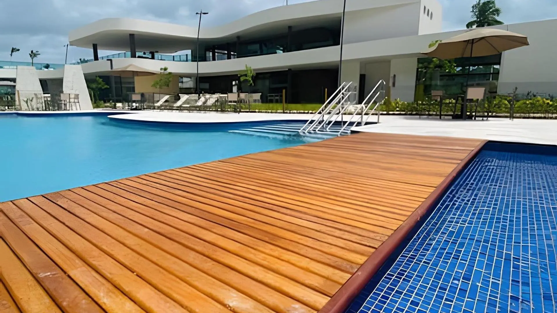 Luxuoso E Aconchegante Flat Em Porto De Galinhas - Makia Beach 0*,